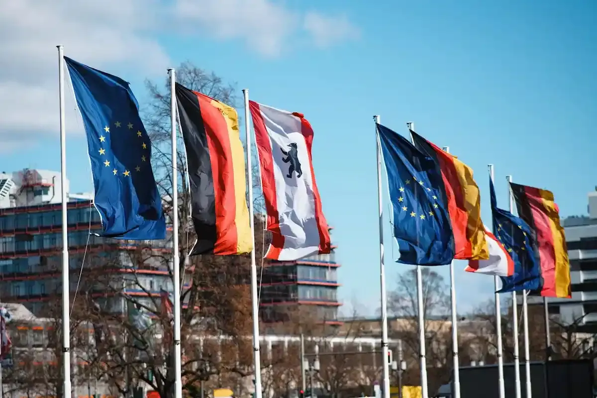 Mapa Evropy se spojením do světa